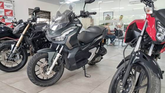 HONDA ADV 